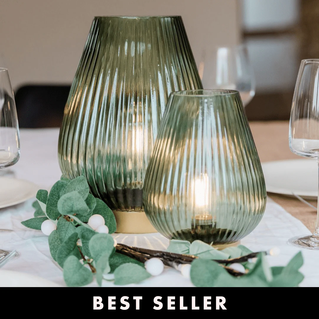 Christmas Emerald Green Glass Lamp and Berry Garland Set - Image 3