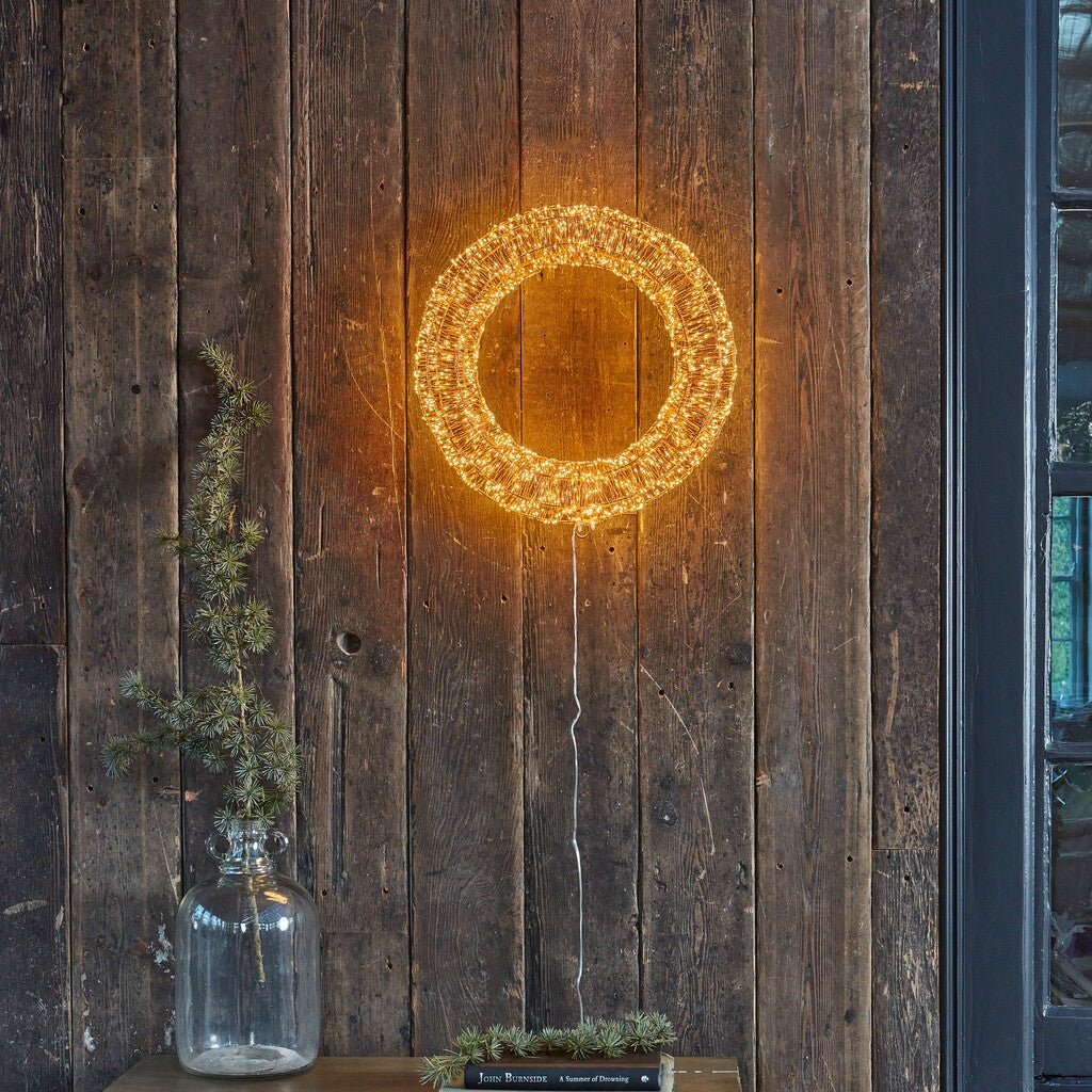 Light Up Twinkling Christmas Wreath - Image 5