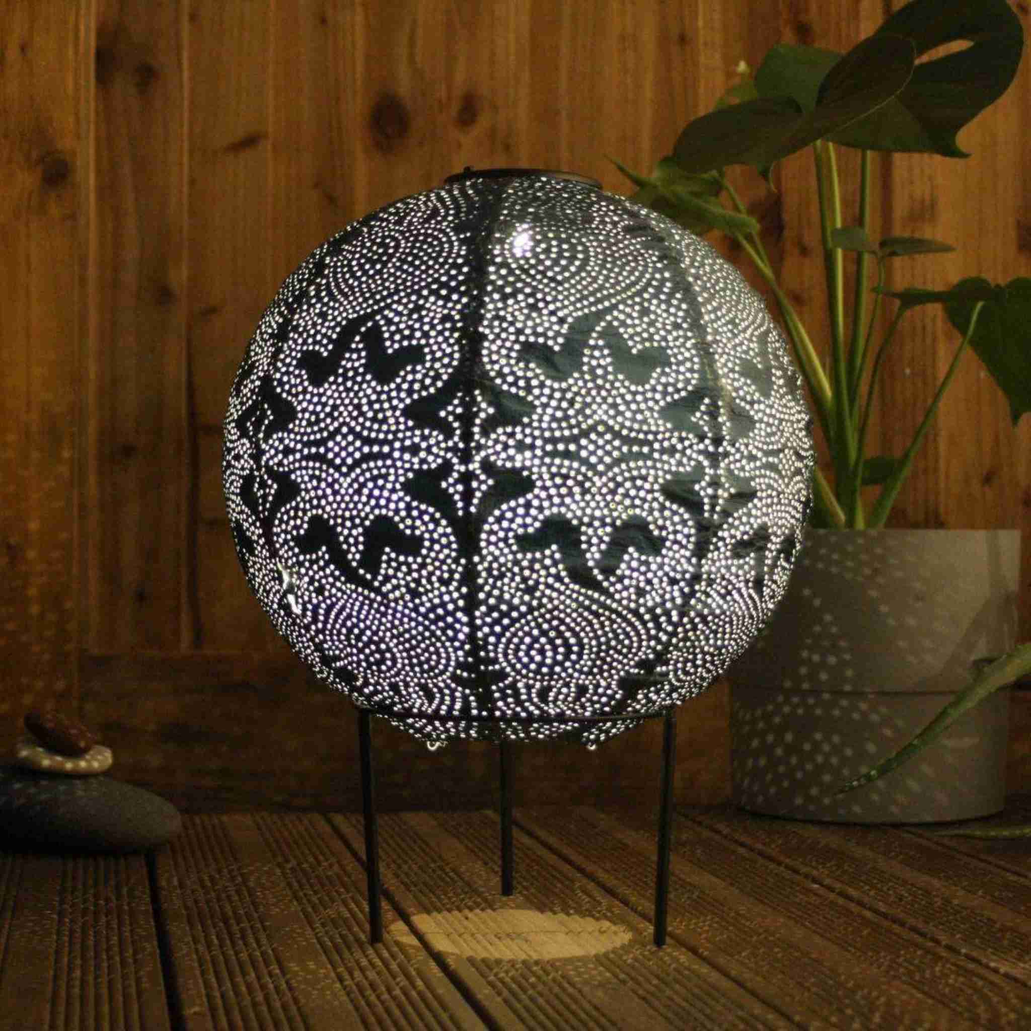 Outdoor Solar Lanterns - Image 8