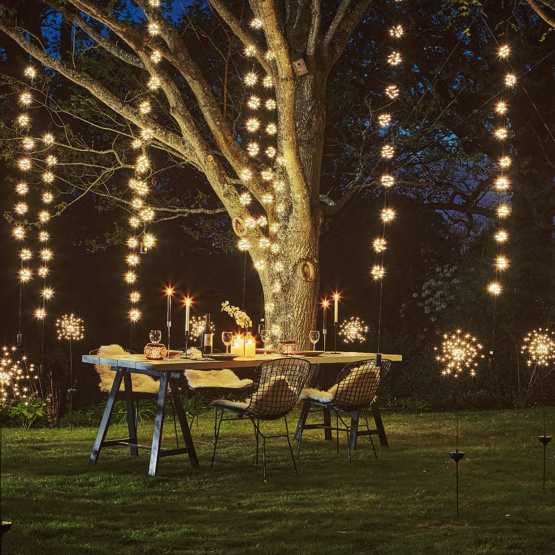 Starburst Black Outdoor Fairy Lights - Image 3